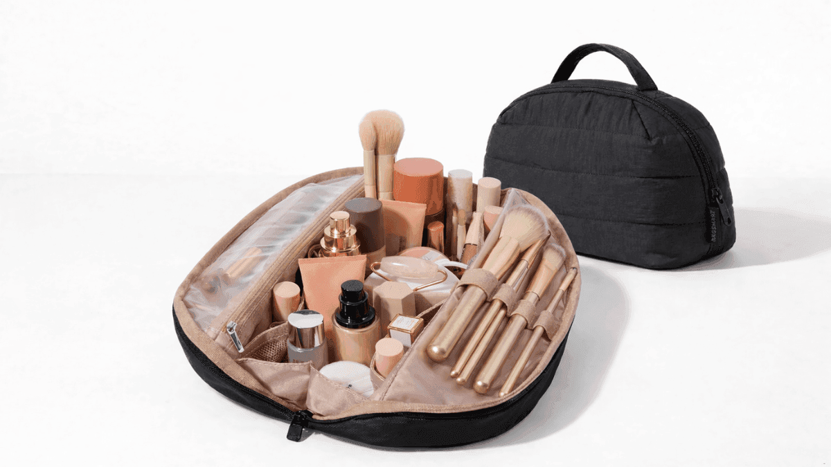 BAGSMART Travel Makeup Bag with zipper compartments and brush holder